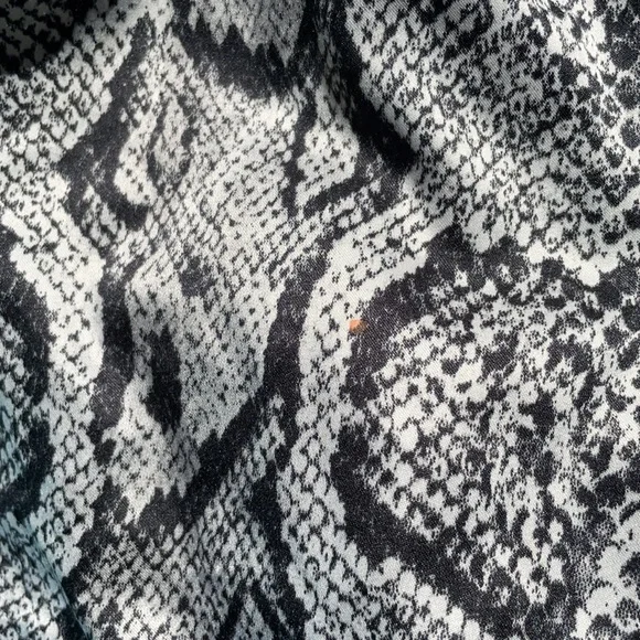 Ellen Tracy 3/4 quarter sleeve women’s blouse size small - Picture 6 of 6